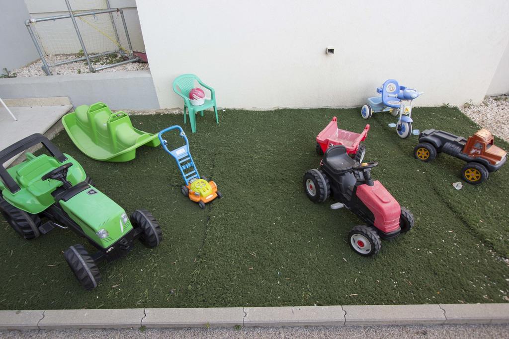 Adela Apartments Znjan Split Pokój zdjęcie