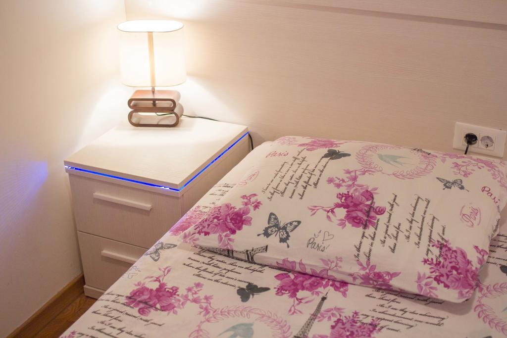 Adela Apartments Znjan Split Pokój zdjęcie