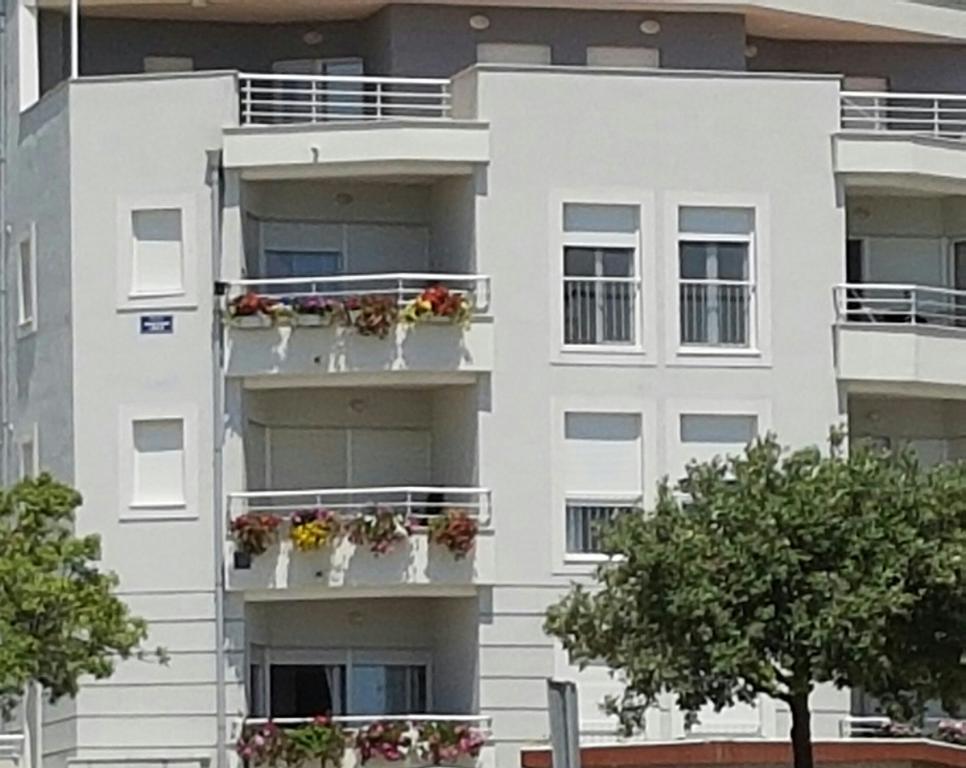 Adela Apartments Znjan Split Zewnętrze zdjęcie